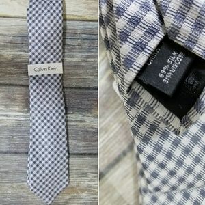 Calvin Klein silk blend tie NWT